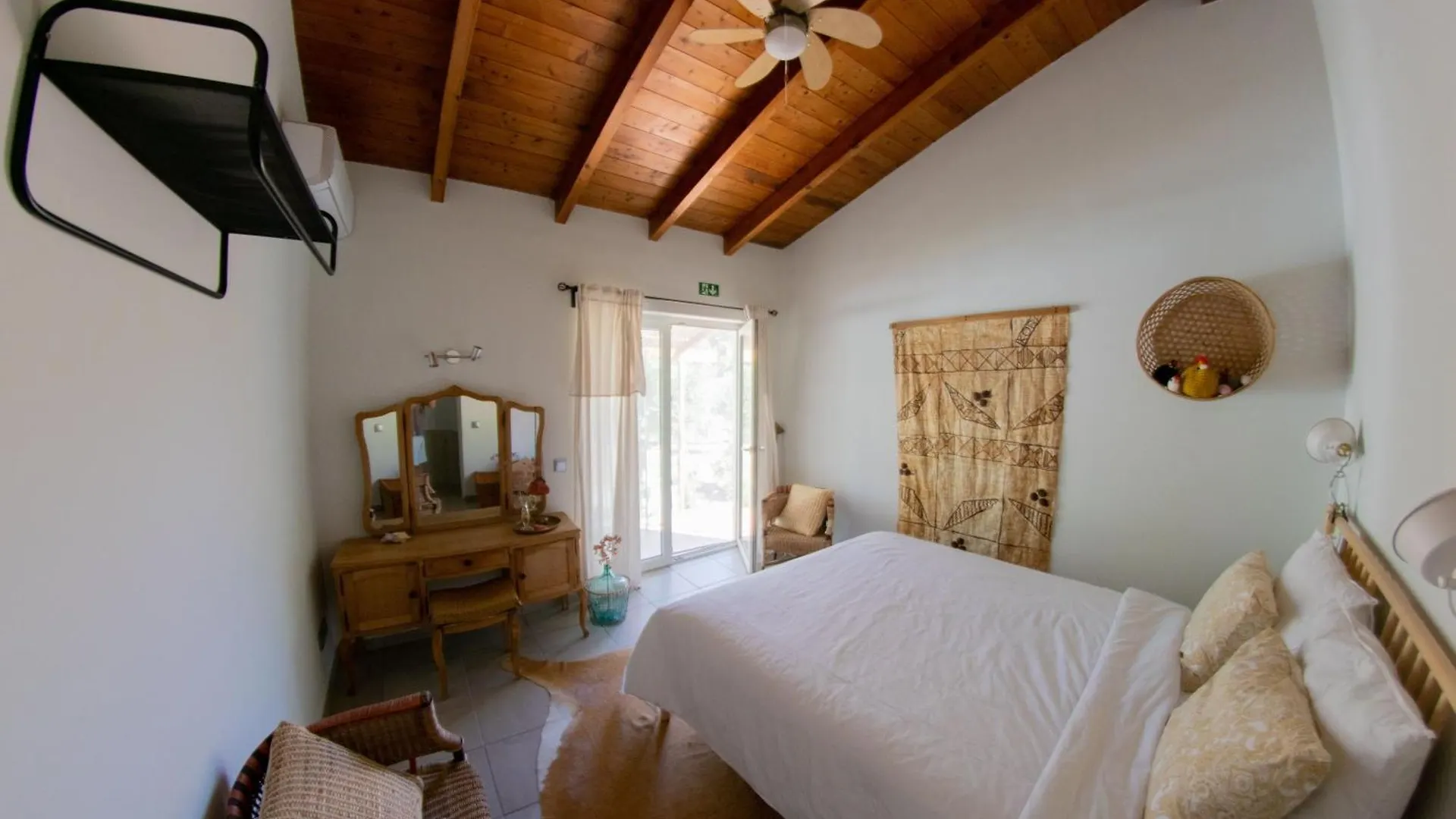 Quinta Alcarias Bed & Breakfast Santa Catarina da Fonte do Bispo